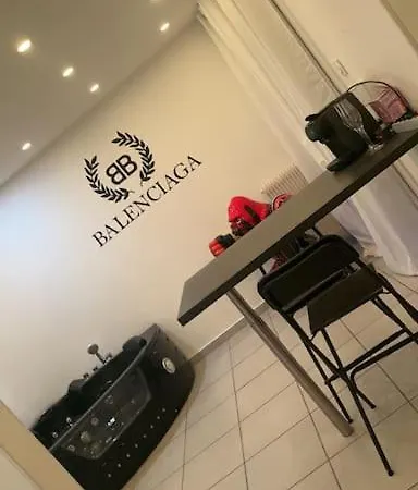 شقة Balenciaga Échirolles